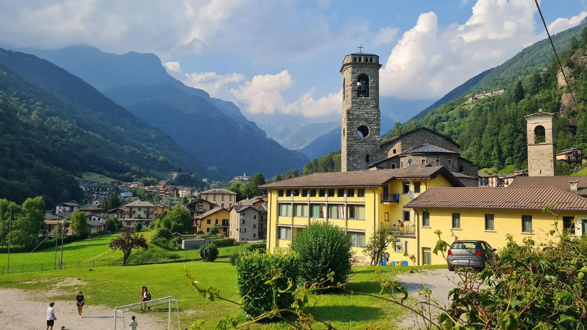 Villa La Ca Granda, Quiet House With Mountain Views Gandellino Ferienhaus