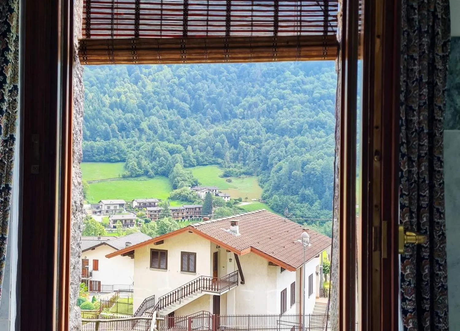 Villa La Ca Granda, Quiet House With Mountain Views Gandellino